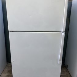 Whirlpool Refrigerator 33W 66H Everything Works Good 1 Month Warranty delivery Available 