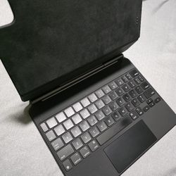 !!MAGIC KEYBOARD For iPad Pro 11inch!!