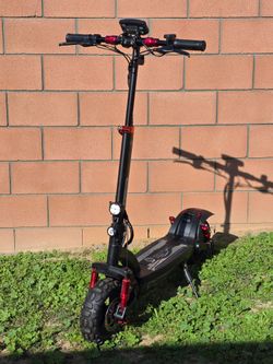 Isinwheel GT2 Off-roading e-scooter (NO TRADES)