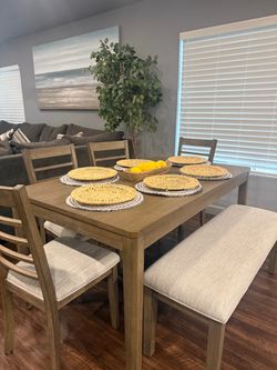 Dining Room Table Set