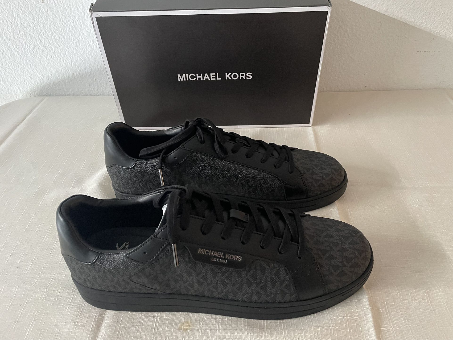 MICHAEL KORS KEATING LACE UP SHOES