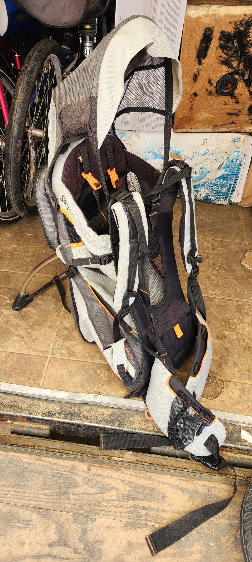 Evenflo Snugli Cross Country Baby Carrier-Hiking Backpack!