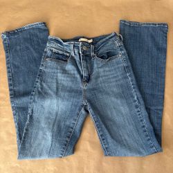 Levi’s high waisted bootcut jeans