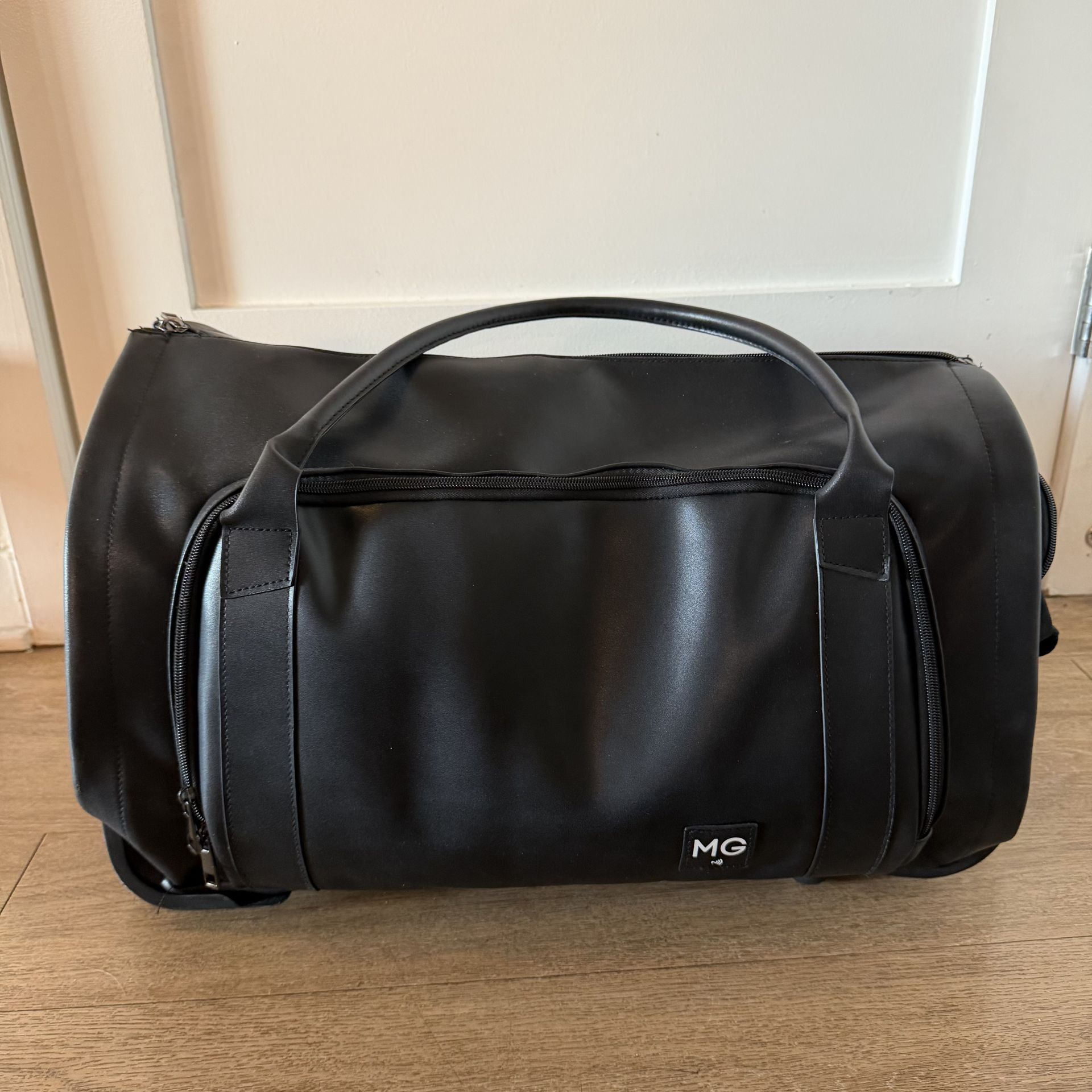 Black Men's Duffel Bag - Sleek Weekend Travel Bag
