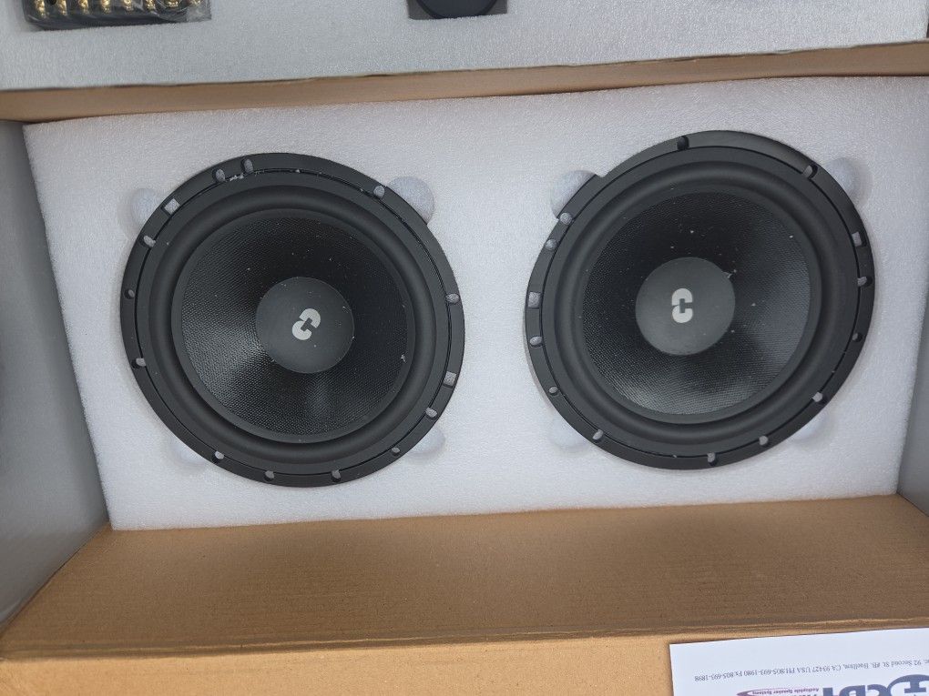 CDT Audio 3 Way Speaker Set CL-632