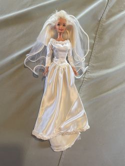 1995 Barbie Doll W/custom made Dress