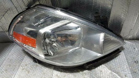 07 08 09 10 11 12 2007 2008 2009 2010 2011 2012 NISSAN VERSA RIGHT PASSENGER HEADLIGHT HEADLAMP HEAD LIGHT LAMP OEM