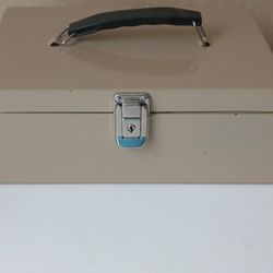 Metal Money Box with Keys 