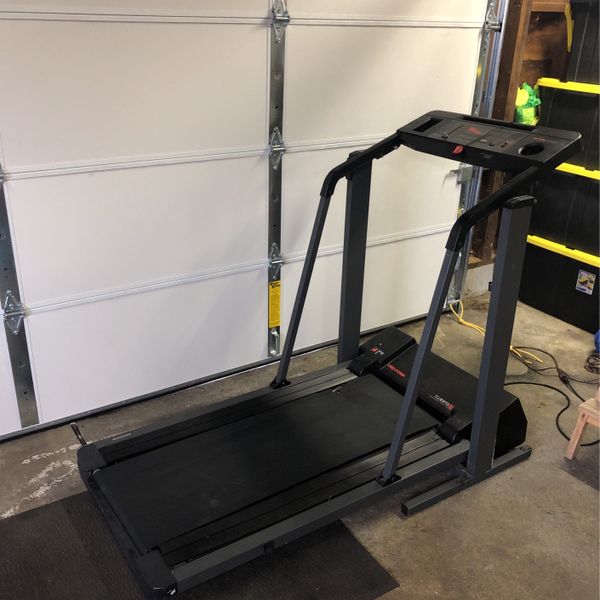 proform space saver treadmill belt slipping