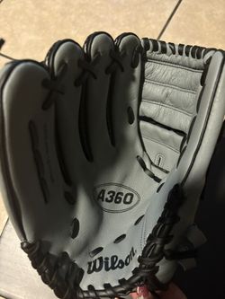 Wilson Leather Glove Adult A360