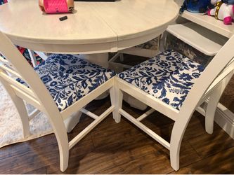 Chairs (4)