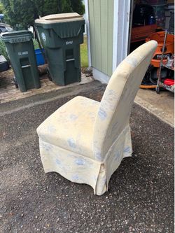 Free chair