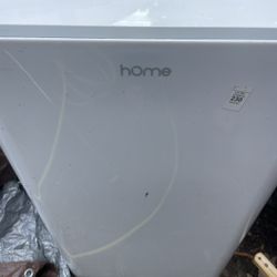 Portable air Conditioner with remote and window piece. 10,000 btu.  