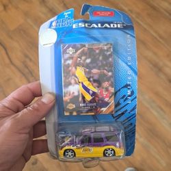 2006 Kobe Bryant NBA Upper Deck Escalade Scale DieCast Collectible Car/card (C)