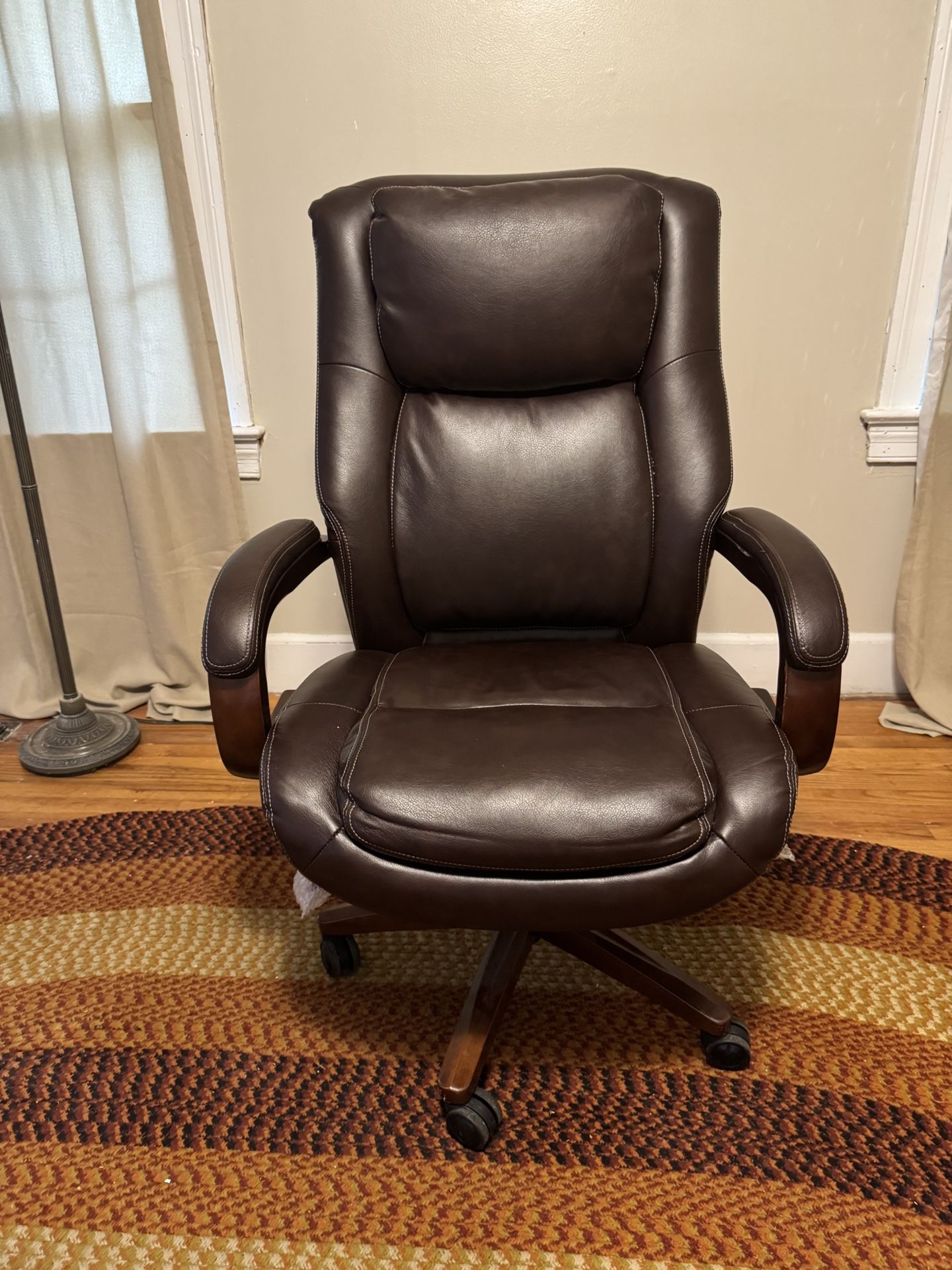 La-Z-Boy Leather Executive Chair, Roasted Chestnut - $125 or Best Offer