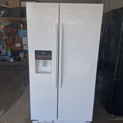 AMANA REFRIGERATOR 💦 🧊🥶