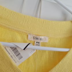 Women's  Blause Size small. New Whith Tags