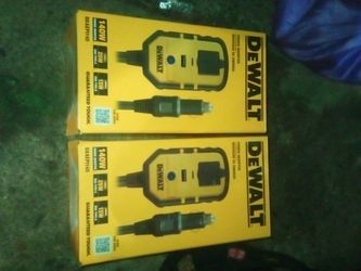 DeWalt 140W Power Inverter DXAEPI140 – Lot of 2