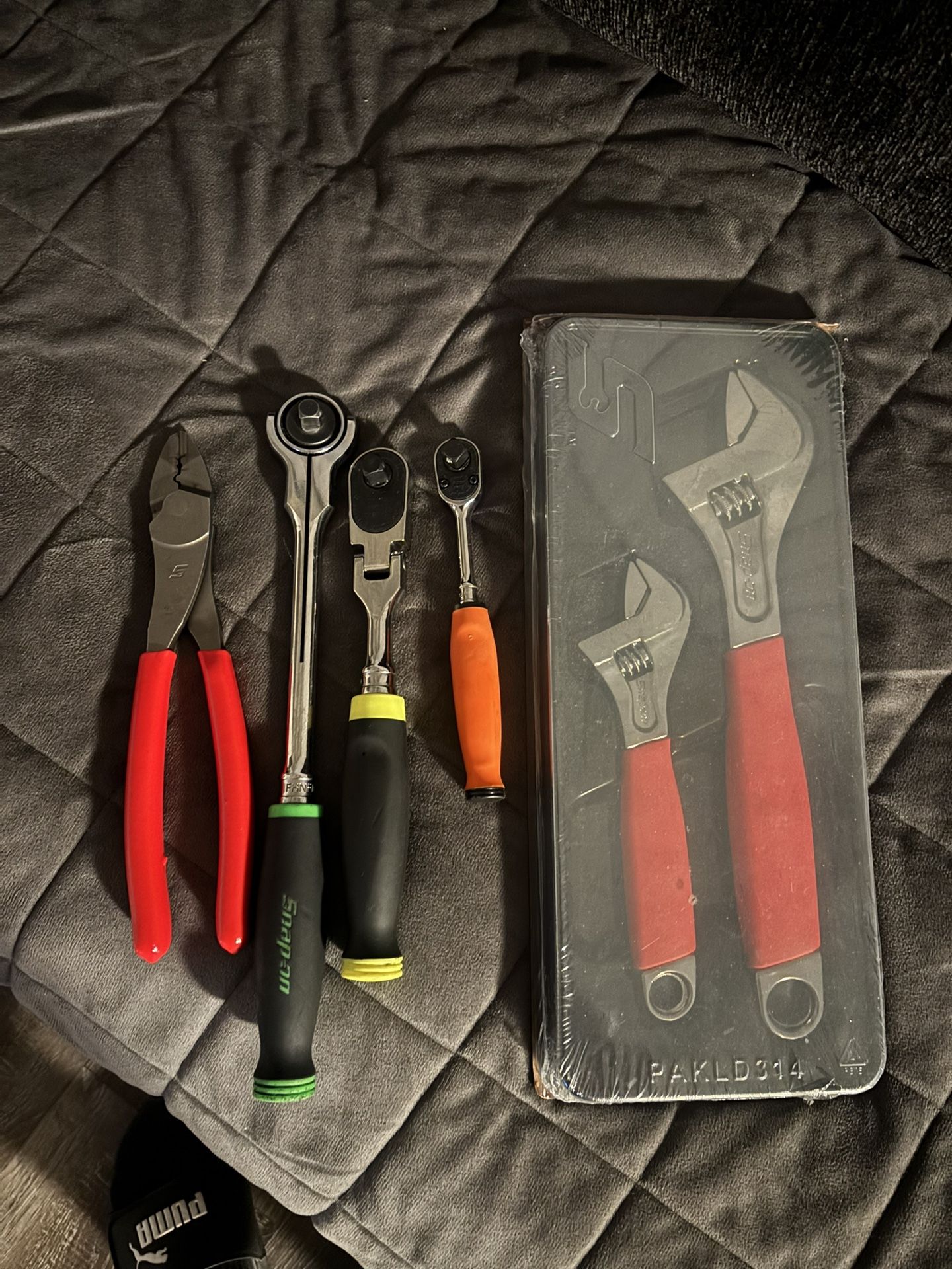 SNAP ON/MAC TOOLS. READ DESCRIPTION