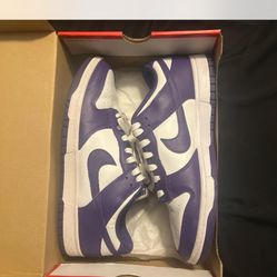Purple Nike Dunks 