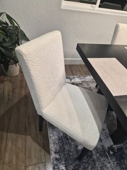 2020 Like-New Herman Miller Aeron Chair Fully Adjustable - Tulare, CA