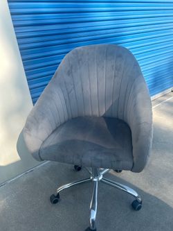Vanity Chair