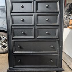 Five Drawer Dresser