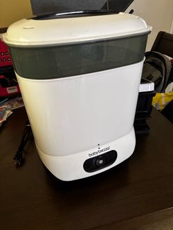 Baby Brezza Bottle Sterilizer and FREE Dr. Browns bottle drying rack