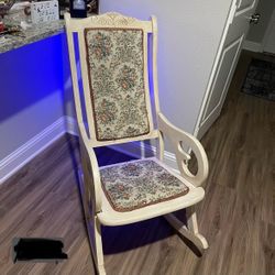 Antique Rocking Chair 