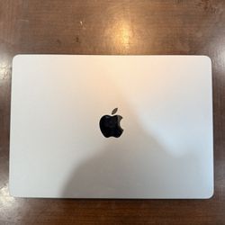 MacBook m2 512gb