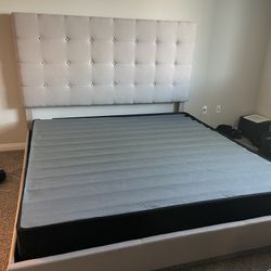 king bed frame and head board with box spring ( Like New)