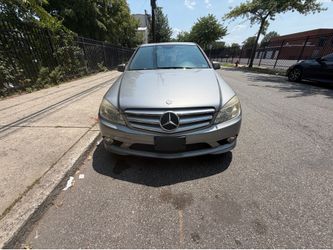 2010 Mercedes-Benz C-Class