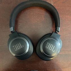 JBL live 660nc headphones