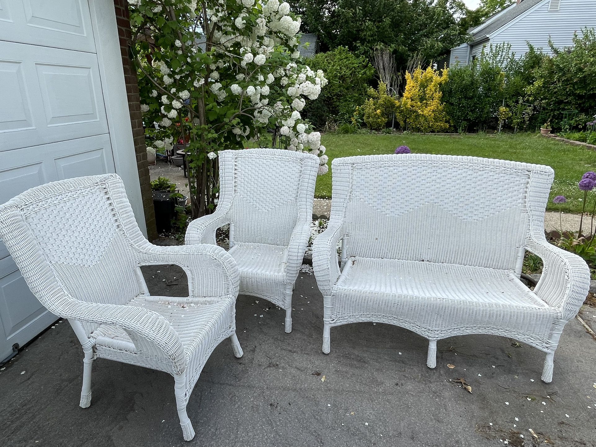 Patio Chairs For Indoor/ Sunroom Use 