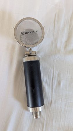Rockville mic like new