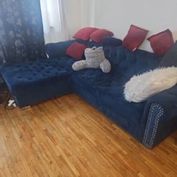 Sofa And Right Chair Used Then New Low Price For A 899 Deal 199