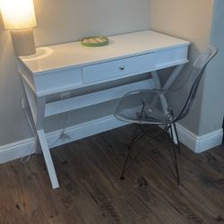 White Desk With Clear Acrylic Chair