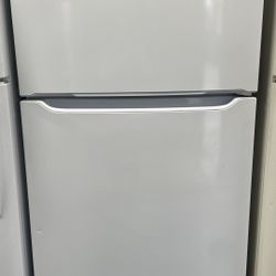 Frigidaire Refrigerator 