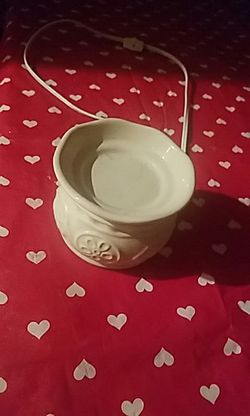 Essential oil burner