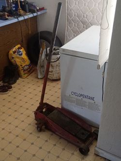 Floor jack