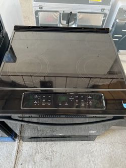 Black slide in electric stove out the box