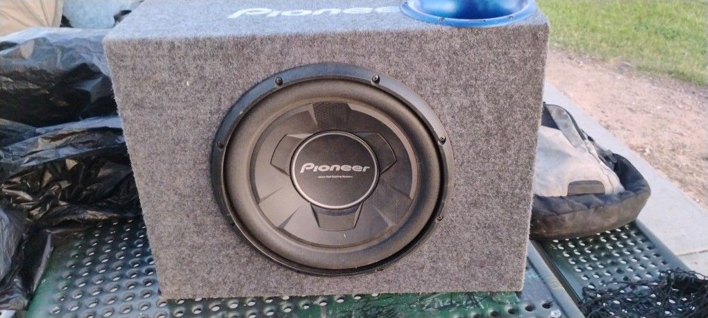 Pioneer 10" Sub Woofer 