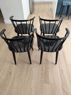 Set of 4 Black Solid Wood Sheffield Dinning Chair