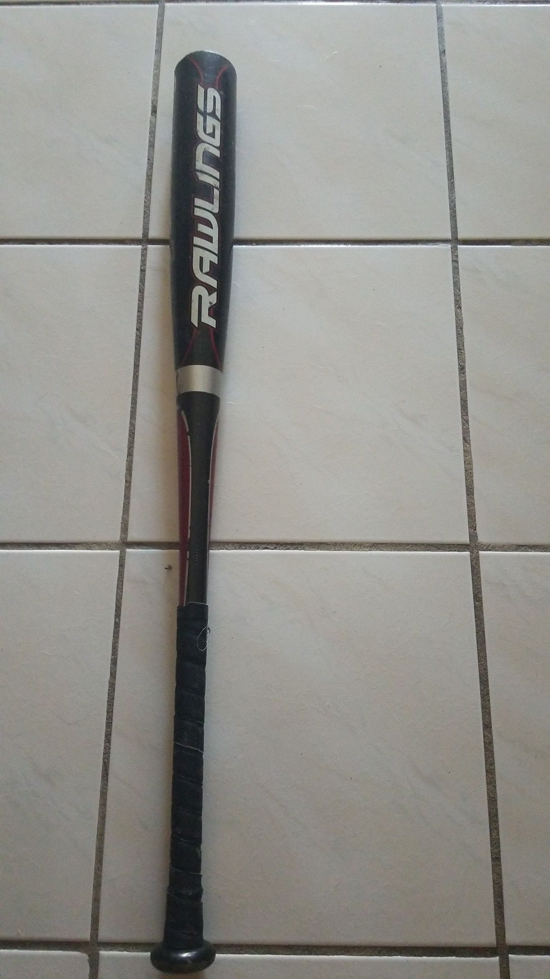 Composite baseball bat. Less than 100 swings