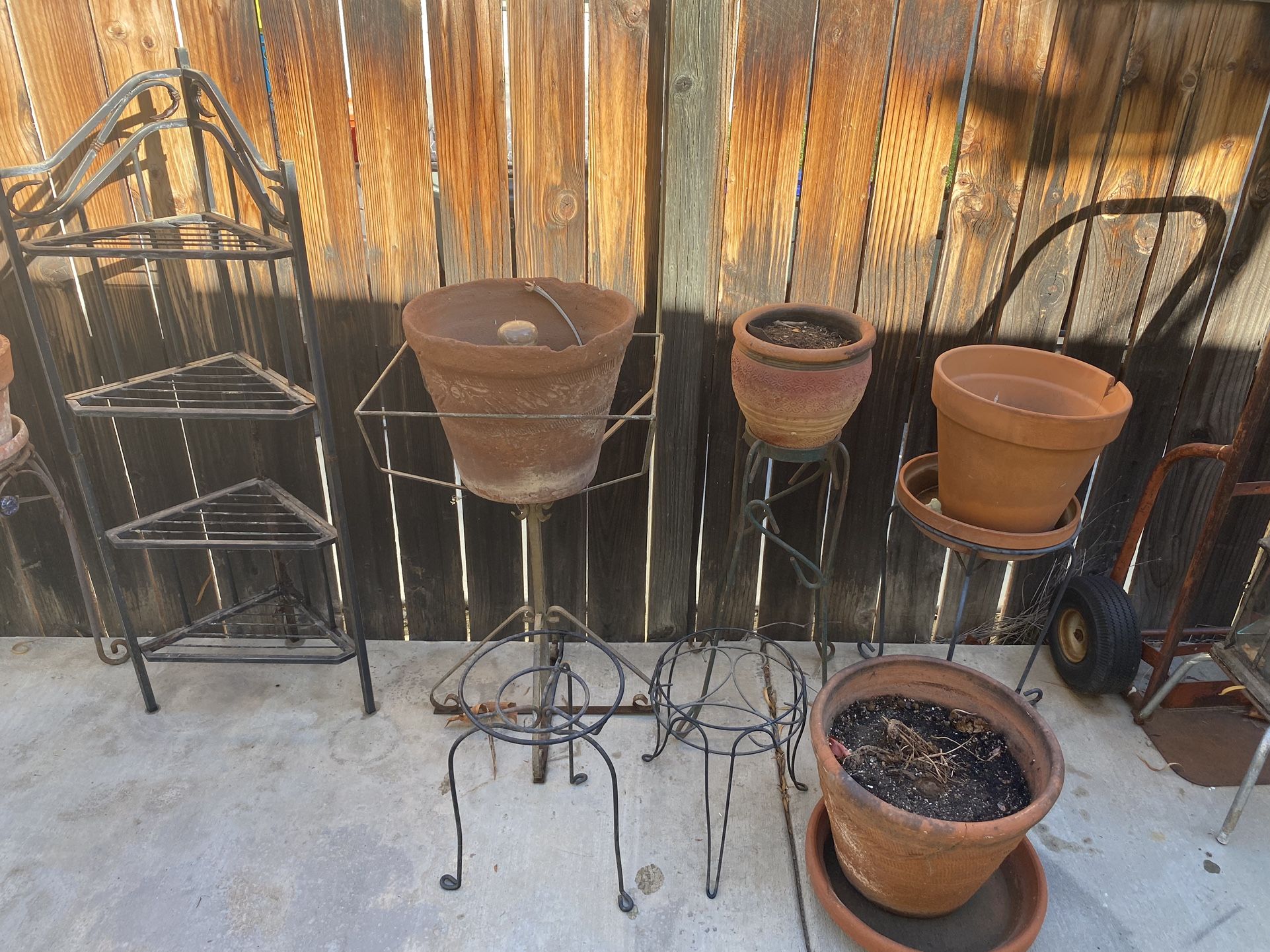 Macetas Y Vacíes de Mayal