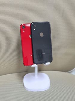 iPhone XR 6.1" (Unlocked)