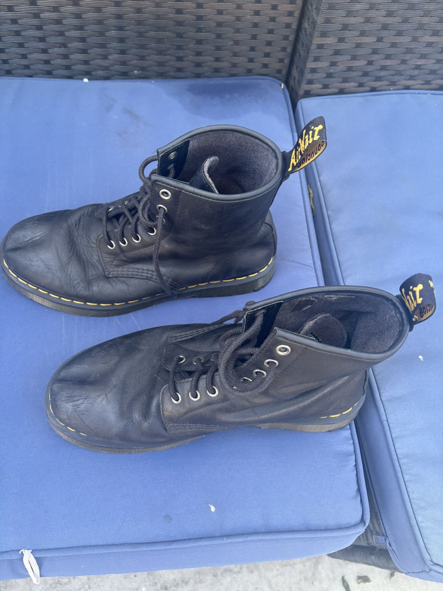 Dr Marten boots Mens 10