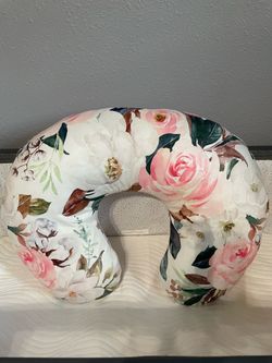 Nursing pillows