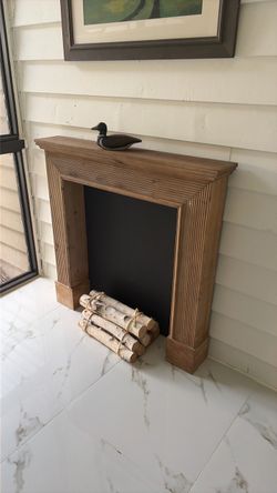 FAUX DECORATIVE FIREPLACE