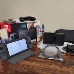 Nintendo Switch 